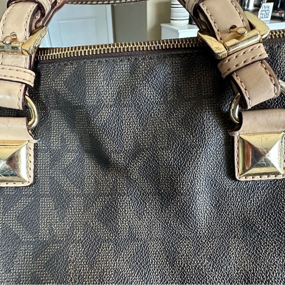 Michael Kors Grayson Satchel - Picture 6 of 7